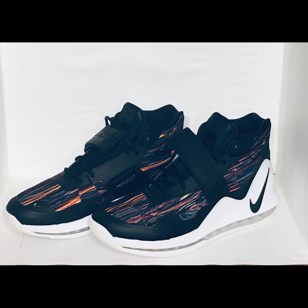 Nike Air Force Max Size 11.5 Basketball Black/White/Multi-Color AR0974 100 Shoes